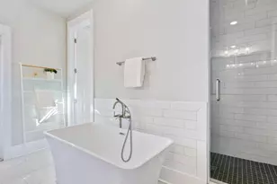 508 Laurel Pk Dr, Sarasota, FL 34236 - Photo 23
