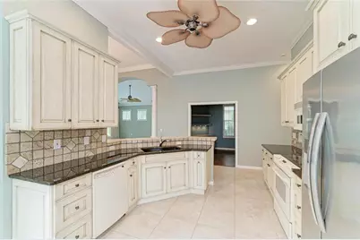 7816 Heritage Classic Court, Lakewood Ranch, FL 34202 - Photo 11