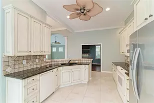 7816 Heritage Classic Ct, Lakewood Ranch, FL 34202 - Photo 11