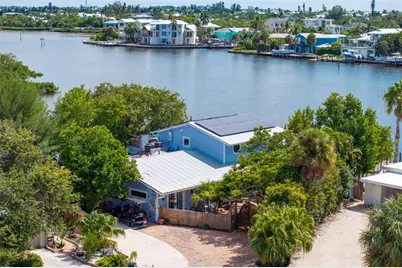 511 South Drive, Anna Maria, FL 34216 - Photo 5