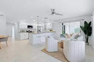 1010 Malibu Ct, Venice, FL 34293 - Photo 19