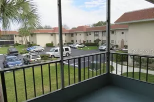 2727 75th St W, Bradenton, FL 34209 - Photo 11
