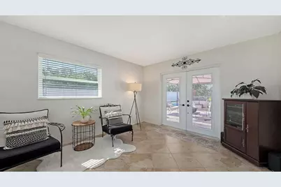 6717 Roxbury Drive, Sarasota, FL 34231 - Photo 19