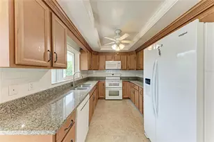 4204 Pro Am Ave E, Bradenton, FL 34203 - Photo 15