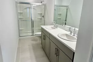 8516 Daybreak St St, Sarasota, FL 34241 - Photo 11