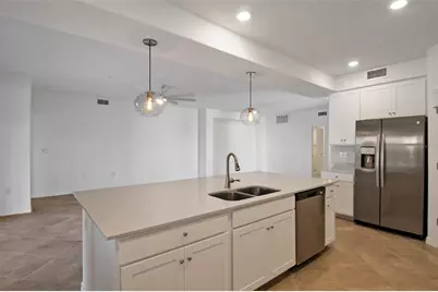 5703 N Honore Avenue #511, Sarasota, FL 34243 - Photo 11