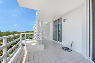 2550 Harbourside Dr, Longboat Key, FL 34228 - Photo 35