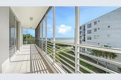 2550 Harbourside Drive #334, Longboat Key, FL 34228 - Photo 15