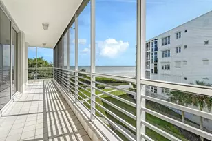 2550 Harbourside Dr, Longboat Key, FL 34228 - Photo 15
