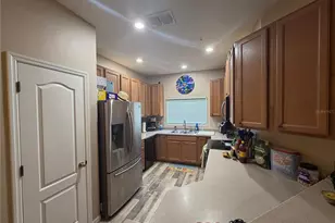 1474 Grantham Dr, Sarasota, FL 34234 - Photo 9