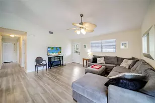 313 Magnolia Ave, Anna Maria, FL 34216 - Photo 7