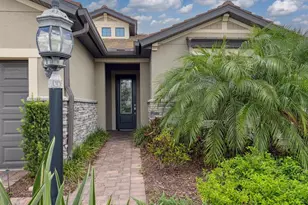 7543 Viola Loop, Bradenton, FL 34202 - Photo 3