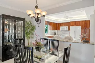 777 John Ringling Blvd, Sarasota, FL 34236 - Photo 11