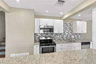 5441 113th St, Seminole, FL 33772 - Photo 13