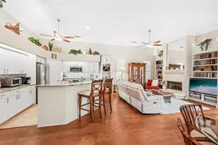 444 Fieldstone Dr, Venice, FL 34292 - Photo 9