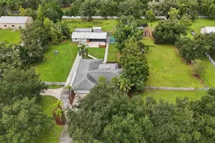 7402 Castle Dr, Sarasota, FL 34240 - Photo 53