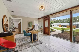 7402 Castle Dr, Sarasota, FL 34240 - Photo 31