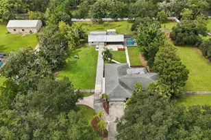 7402 Castle Dr, Sarasota, FL 34240 - Photo 57