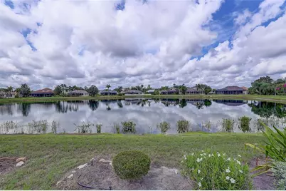 12306 Greenbrier Way, Lakewood Ranch, FL 34202 - Photo 23