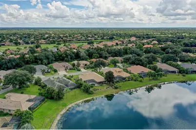 12306 Greenbrier Way, Lakewood Ranch, FL 34202 - Photo 33