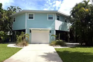 124 Hammock Rd, Anna Maria, FL 34216 - Photo 1