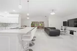 5301 72nd St E, Bradenton, FL 34203 - Photo 15