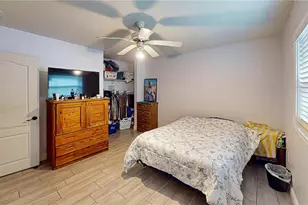 330 12th St W, Palmetto, FL 34221 - Photo 9