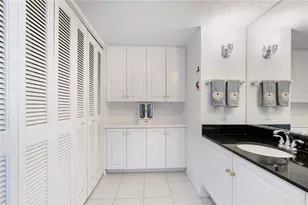 6285 Midnight Pass Rd, Sarasota, FL 34242 - Photo 33