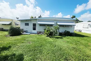 5317 Chateau Ln, Bradenton, FL 34207 - Photo 31