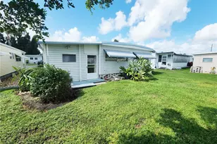 5317 Chateau Ln, Bradenton, FL 34207 - Photo 3