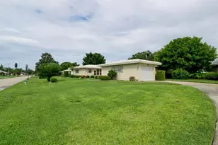 7110 11th Ave W, Bradenton, FL 34209 - Photo 7