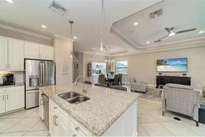 6070 Brandon Run, Lakewood Ranch, FL 34211 - Photo 13