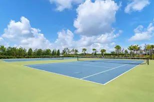 2321 Blue Mahoe Ln, Sarasota, FL 34240 - Photo 45