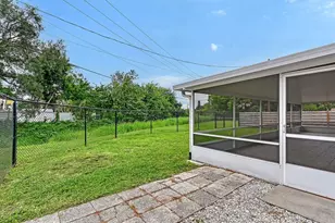 2610 Regatta Dr, Sarasota, FL 34231 - Photo 41