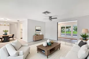 2610 Regatta Dr, Sarasota, FL 34231 - Photo 5
