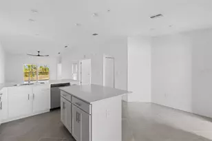 17475 Opal Sand Dr, Venice, FL 34293 - Photo 11