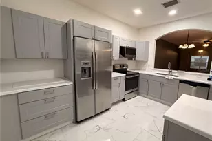 3454 High Hampton Cir, Tampa, FL 33610 - Photo 3
