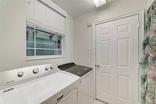 6536 Moorings Point Cir, Lakewood Ranch, FL 34202 - Photo 43