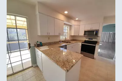 3520 57th Avenue Circle W, Bradenton, FL 34210 - Photo 5