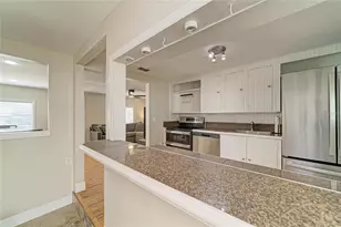 5271 43rd Terrace N, Saint Petersburg, FL 33709 - Photo 23