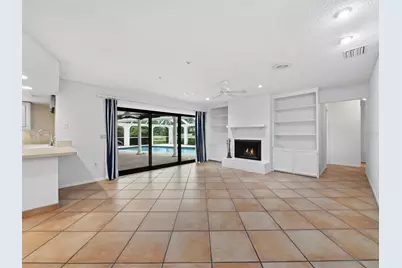 6945 Country Lakes Circle, Sarasota, FL 34243 - Photo 13