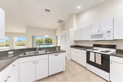 4515 50th Drive W, Bradenton, FL 34210 - Photo 13