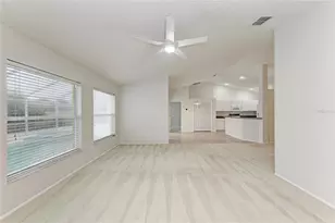 4515 50th Dr W, Bradenton, FL 34210 - Photo 9