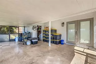 3012 Yale St N, Saint Petersburg, FL 33713 - Photo 33