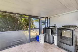 3012 Yale St N, Saint Petersburg, FL 33713 - Photo 31