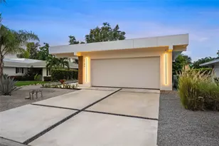 2149 Hyde Park St, Sarasota, FL 34239 - Photo 43