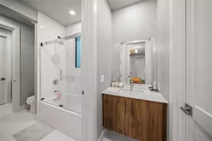 2149 Hyde Park St, Sarasota, FL 34239 - Photo 27