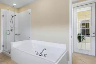 23901 Waverly Cir, Venice, FL 34293 - Photo 29
