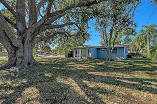 5529 Nutmeg Ave, Sarasota, FL 34231 - Photo 9
