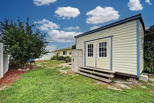 612 Glen Oak Rd, Venice, FL 34293 - Photo 55